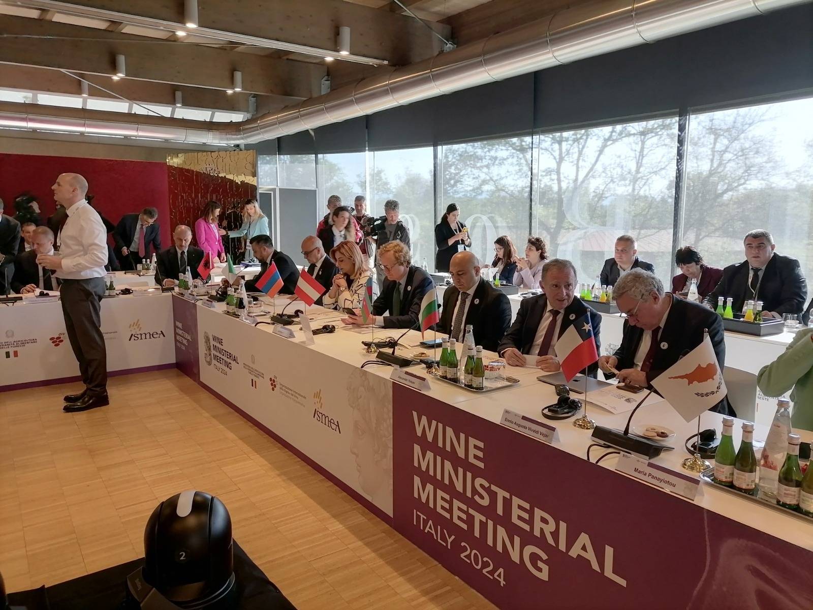 Зам.-министър Йоцов участва в министерска среща на Международната организация по лозата и виното (OIV) в град Бреша, Италия